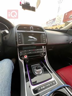 جاگوار XE